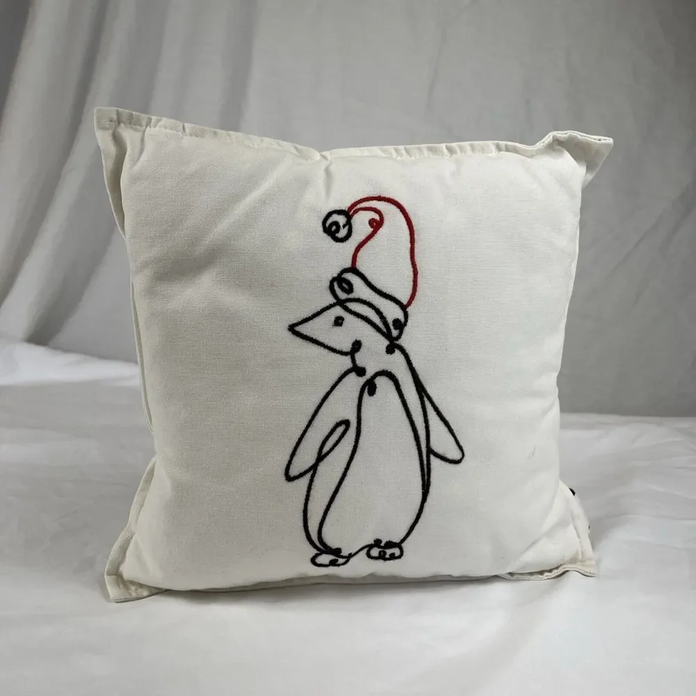 Ellen Degeneres Penguin Embroidered Throw Pillow ‎ 10.5
